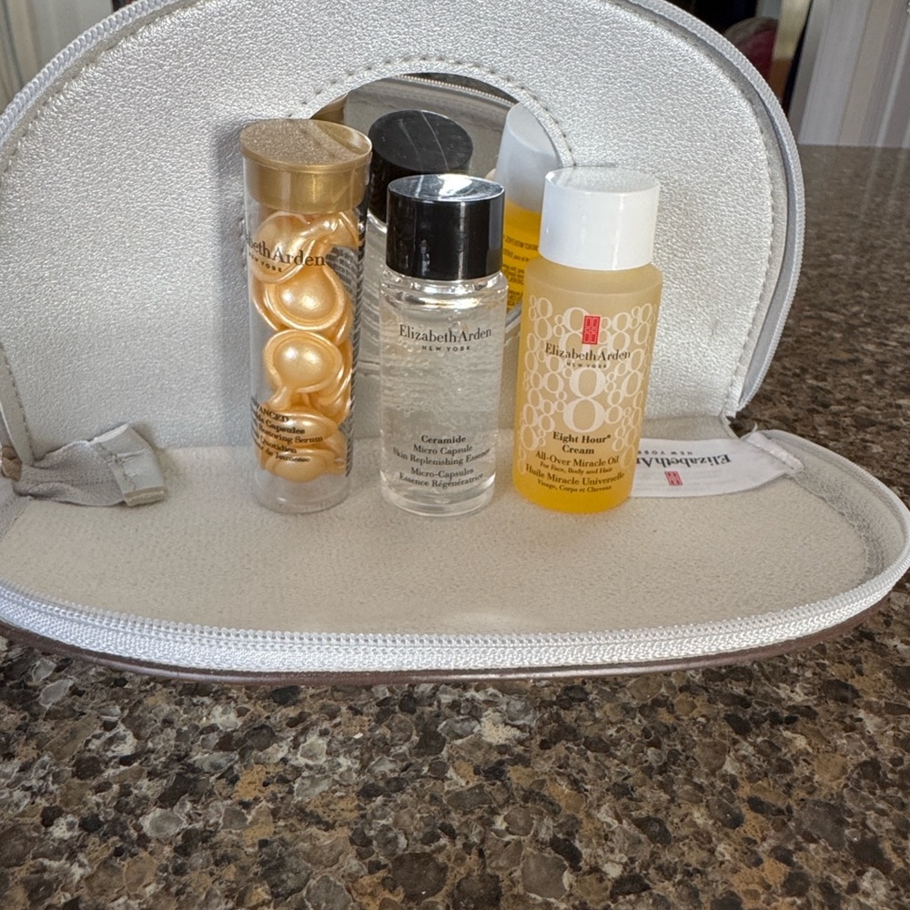 Elizabeth Arden Skincare Trio in a small sparkle silver pouch - New but no tags